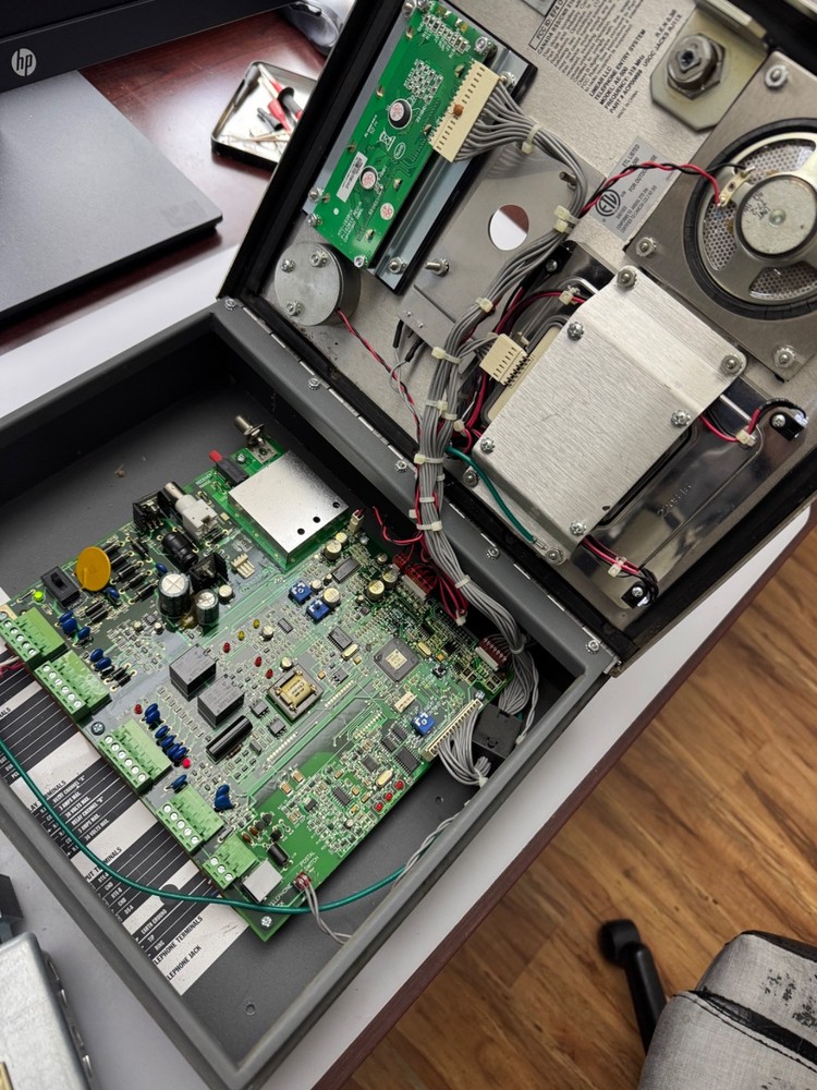 Linear AE500 Telephone Entry System Control Panel Access Gate Door Controller