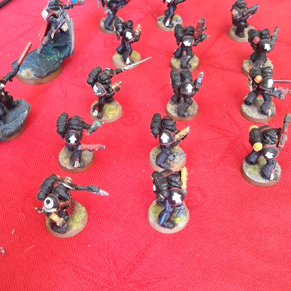 warhammer 40k space marines black x 16