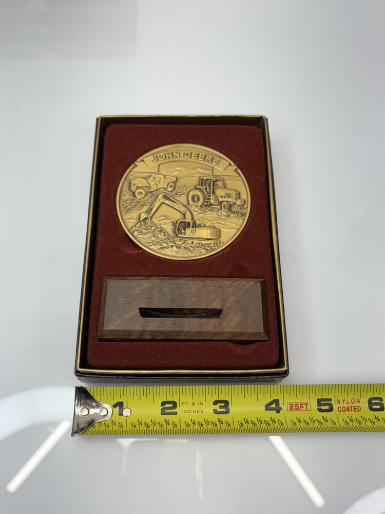 John Deere 1994 Calendar Medallion