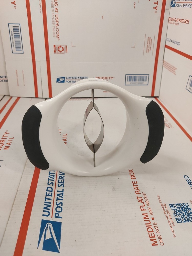 OXO Mango Slicer Splitter Cutter