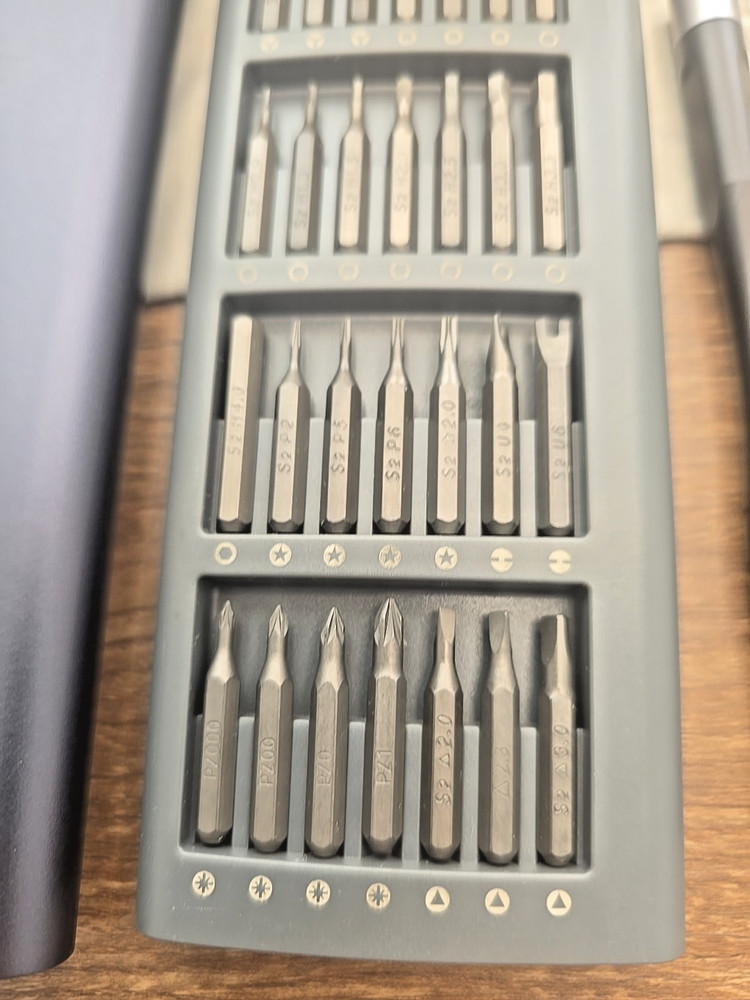 Klearlook 56 in 1 Multifunctional Screwdriver Bit Set w/Case and Handle