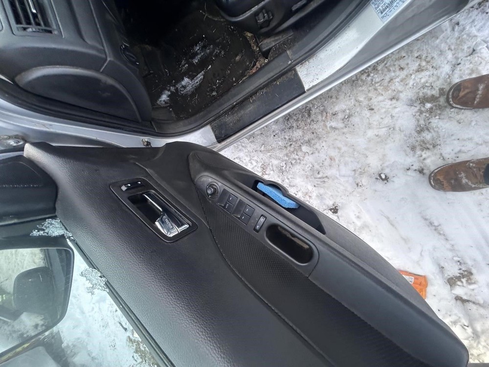 FUSION 2006 Glove Box 1487802