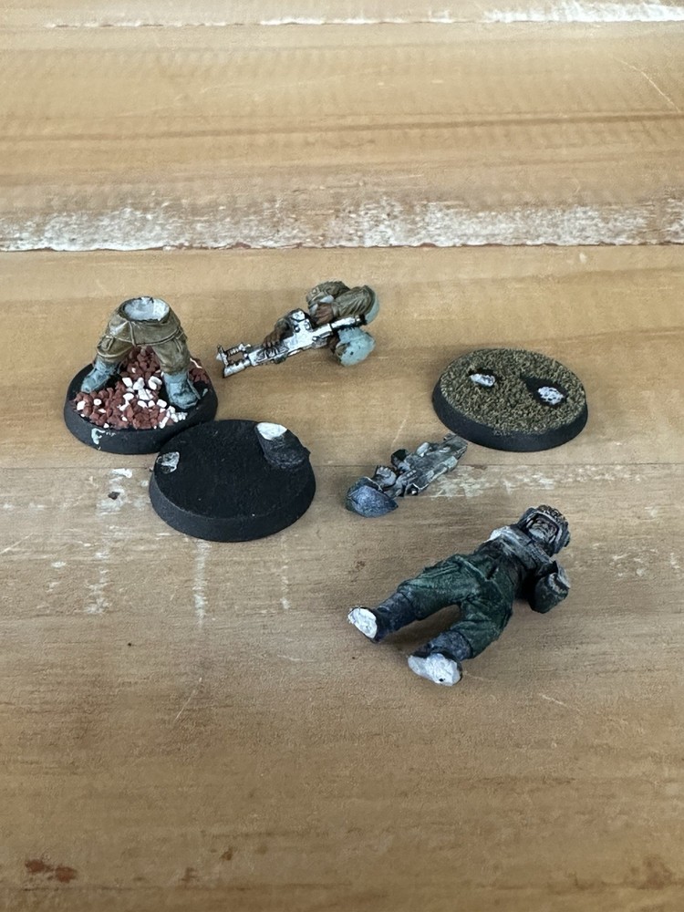 Warhammer Pre-Battle Sequence, Imperial Guard Codex, 33 Green W/white Dice