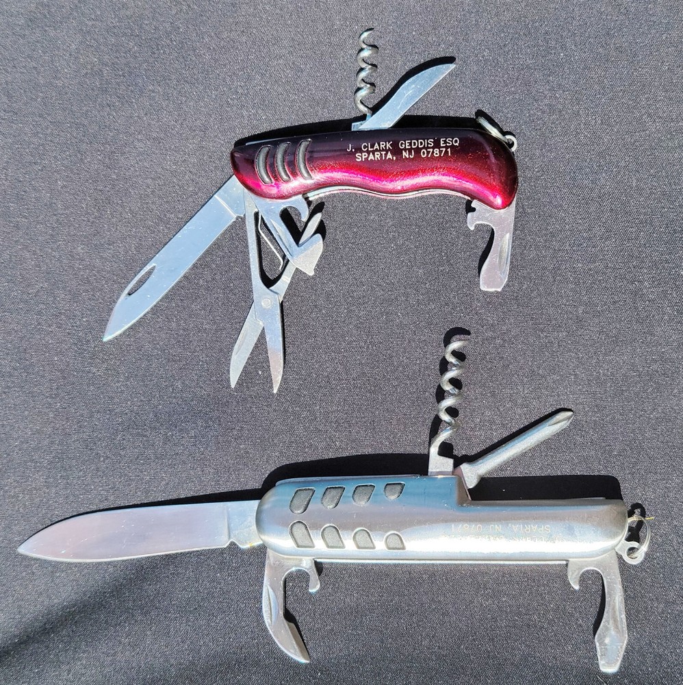 32 Every Day Carry Multi Function Pocket Knives, 10 Silver/22 Red