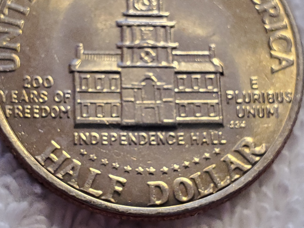 1976-P Bicentennial Kennedy Half Dollar Clad - Uncirculated
