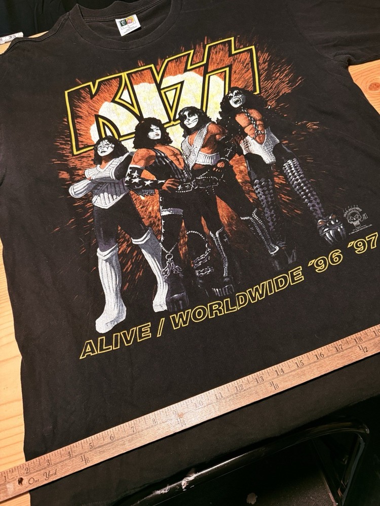 Vintage ‘96 KISS Alive Worldwide - Philadelphia Tour T-shirt, Black, Size XL