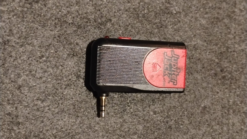 Jupiter Jack FM Transmission Portable FM Transmitter Black Red 3.5mm Jack