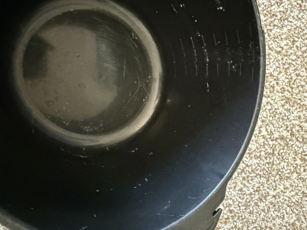 Pampered Chef Micro Cooker Microwave Steamer Locking Straining Lid 8 Cup 2 Quart
