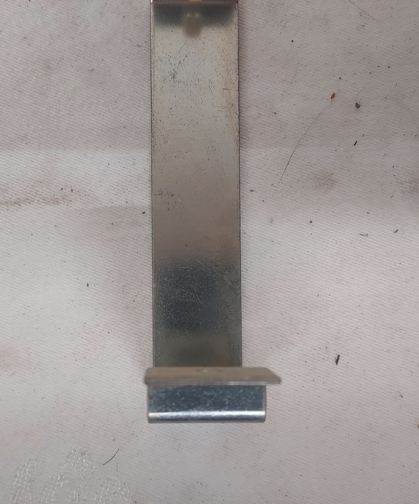 1978 Atari Space Riders Pinball Main PCB Game Board MOUNTING BRACKET Missing Peg