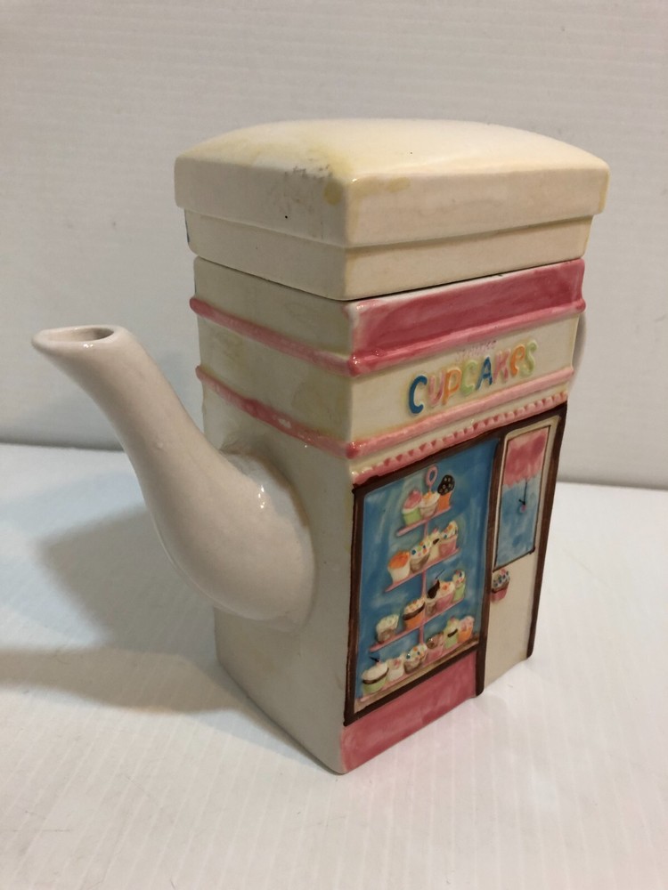 Unique MSRF Design Studios 'Chocolate Bar & Cupcakes' Tea Pot - 2 1/2 cup