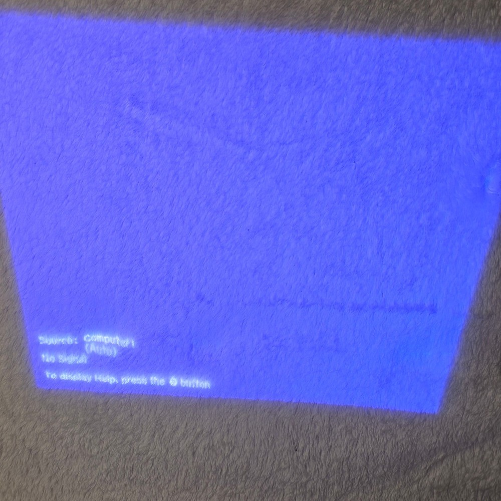 Epson LCD Projector Powwerlite 97H Model H688A - Tested