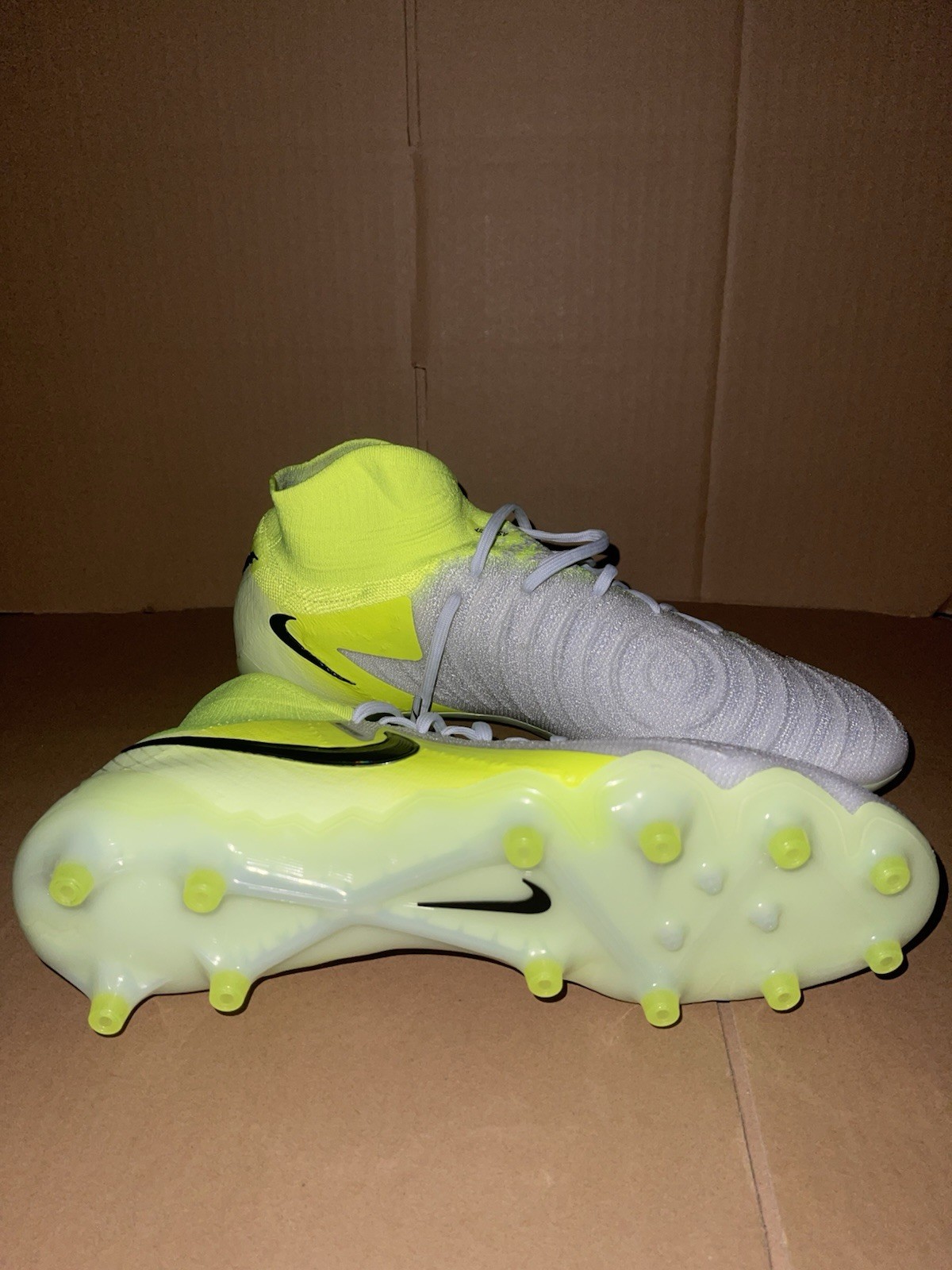 Nike Phantom Luna 2 Elite AG 'Mad Voltage Pack'