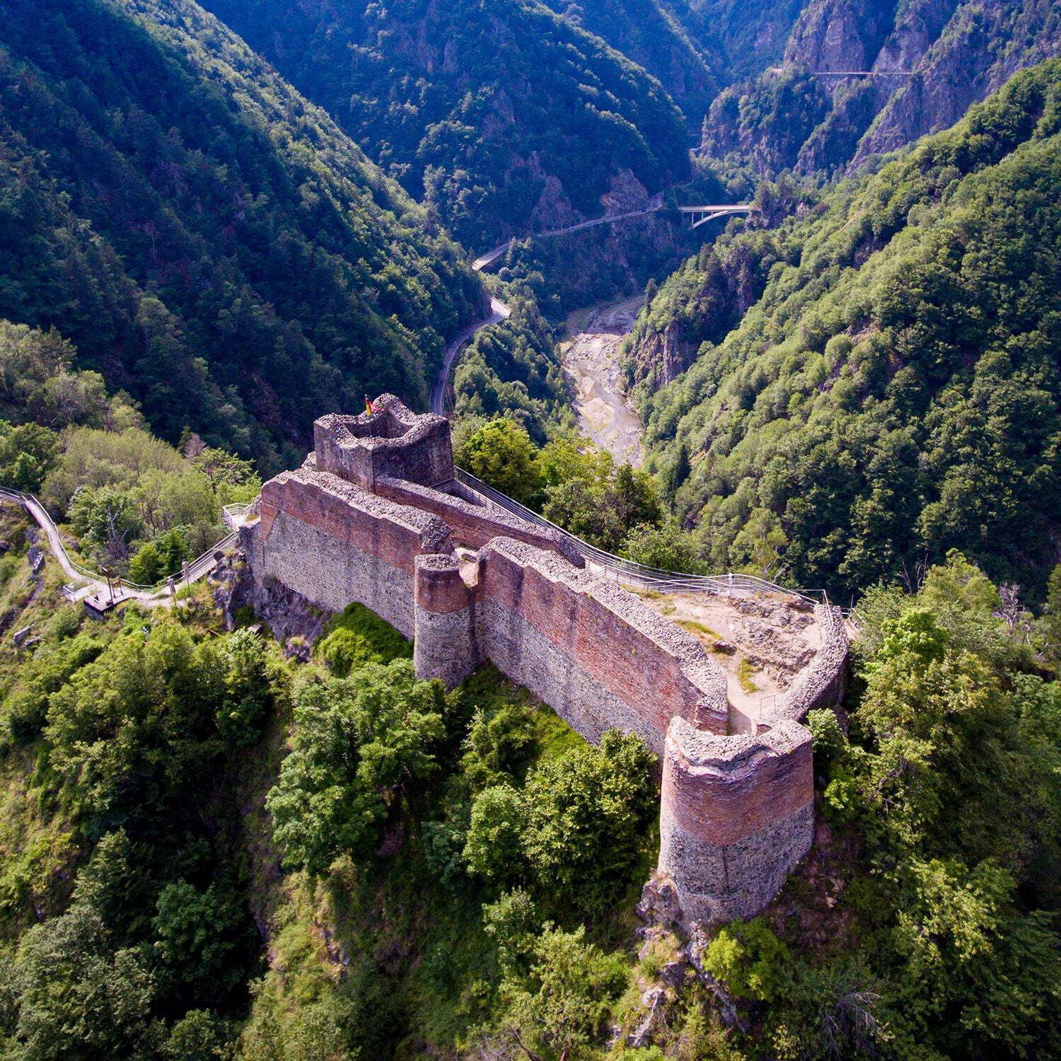 Dracula Soil 🦇 - Cetatea Poenari Soil Sample - Vlad Tepes III - Halloween Decor