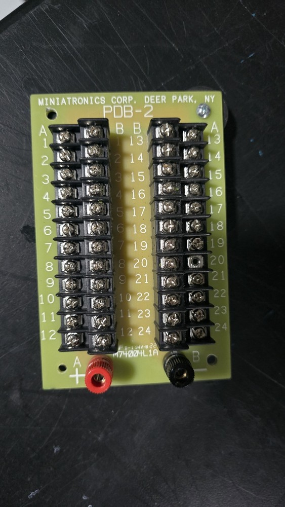 Minitronics PDB-2 Power Distribution Board Terminal Block Panel Tested Working