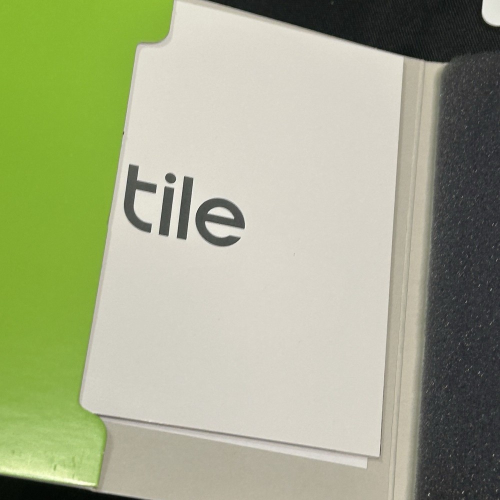 Tile Mate Bluetooth Tracker Phone Wallet Anything Finder (4-Pack)