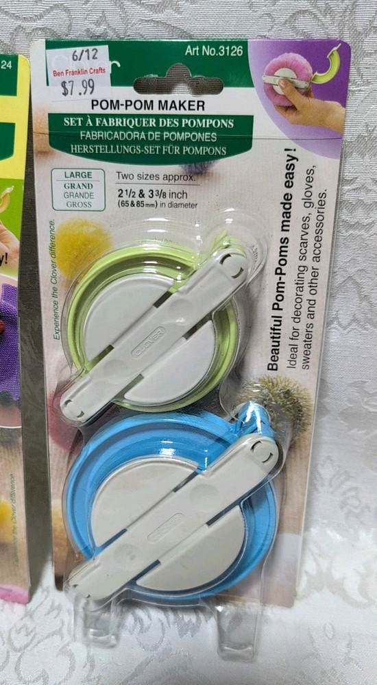 2 Clover Pom-Pom Maker Size SMALL & LARGE NIP