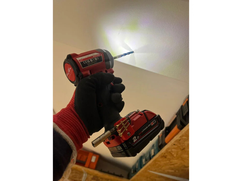 Stealthmounts Stubby Bit Holder For Milwaukee M18 3Pk Red