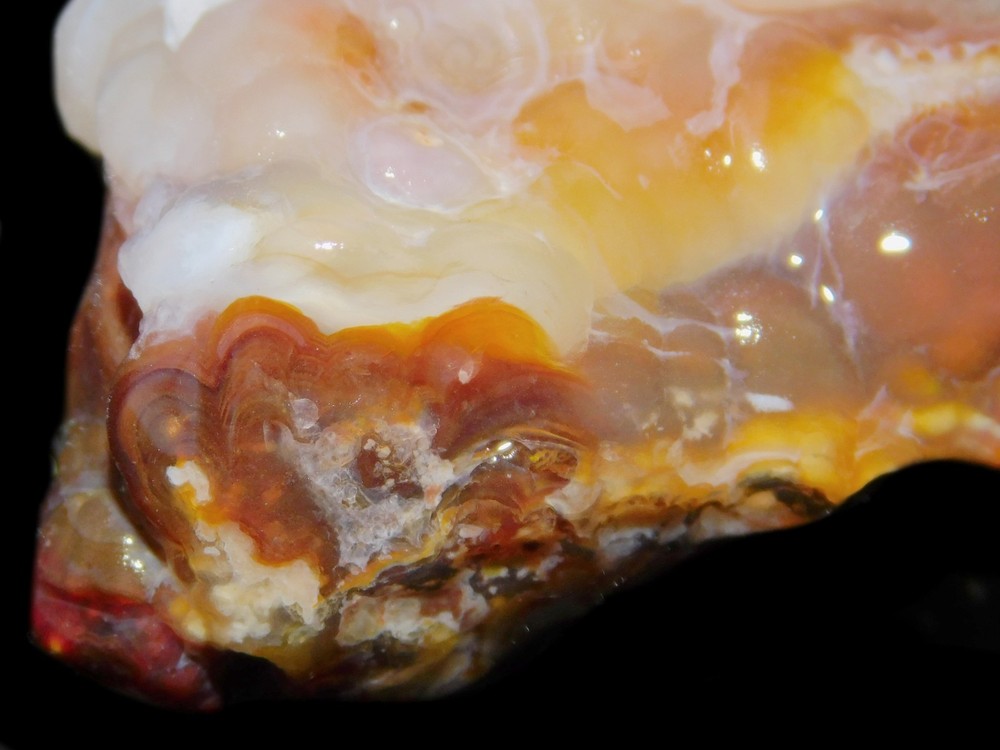 botryoidal Aguascalientes Fire Agate lapidary cabbing rough chunk Mexico 36 gram