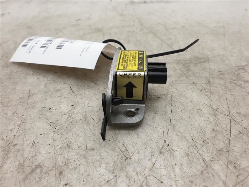 2001 LEXUS GS300 CHASSIS ECM YAWRATE SENSOR CONTROL MODULE ASSEMBLY