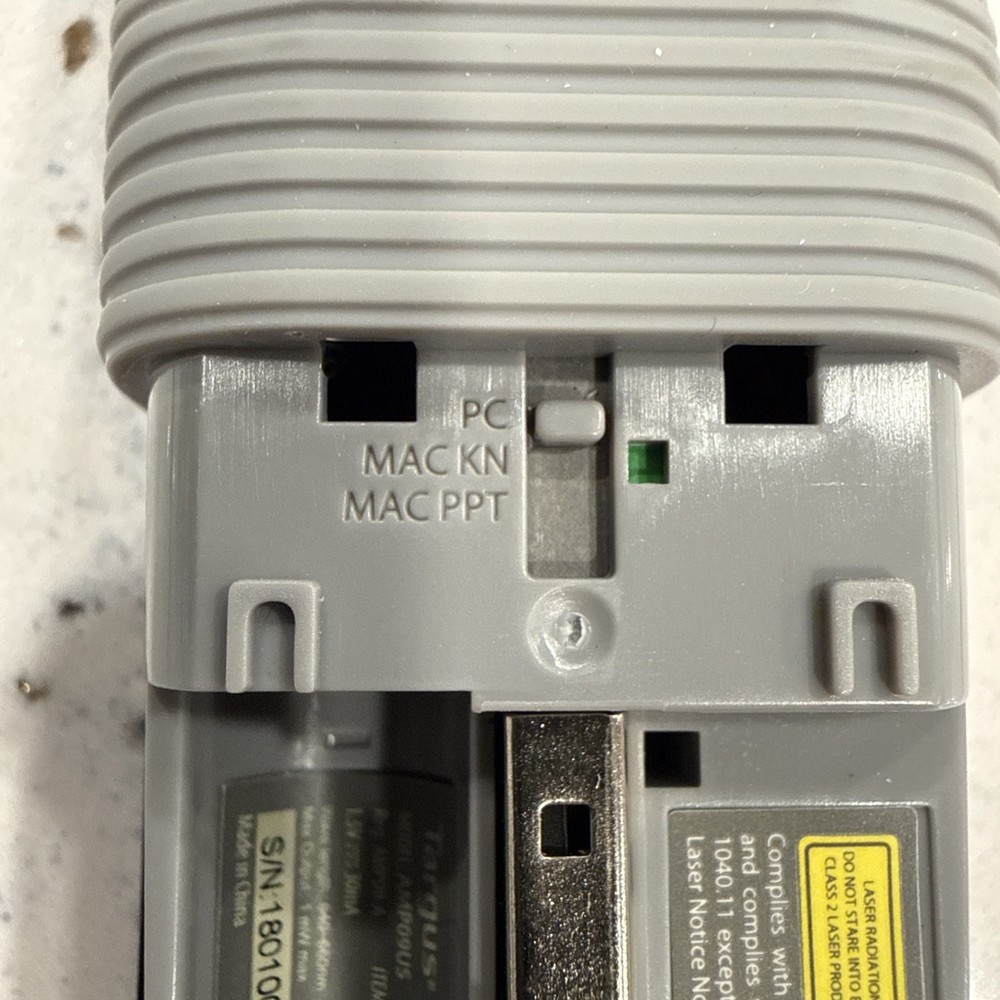 Targus AMP09-US Wireless Multimedia Presentation Presenter Remote + Receiver