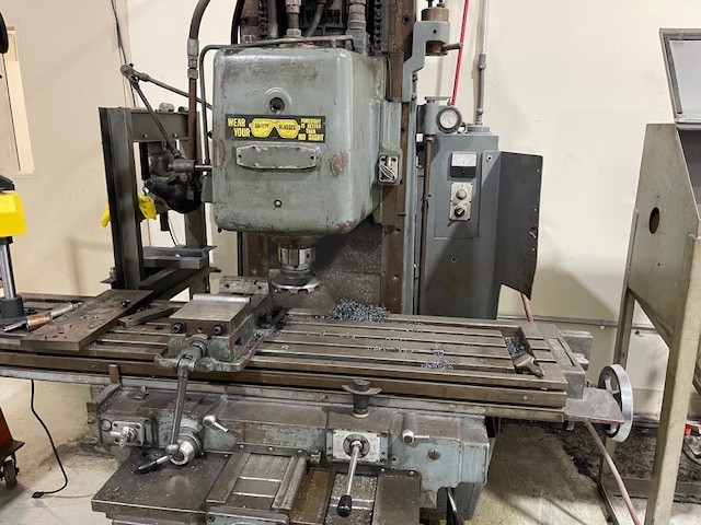 OKK MH-3P Horizontal Mill With cutters