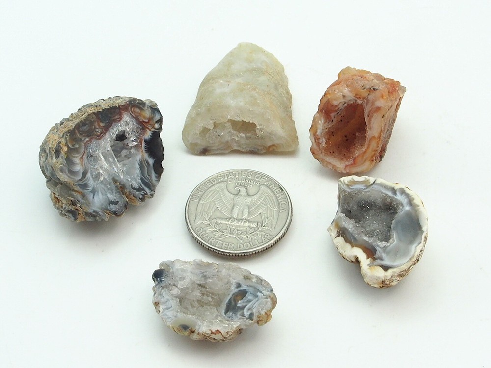 Agate Geode Halves 54.8 g