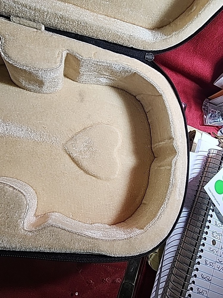 4/4 Full-Size Violin – + Case +extras