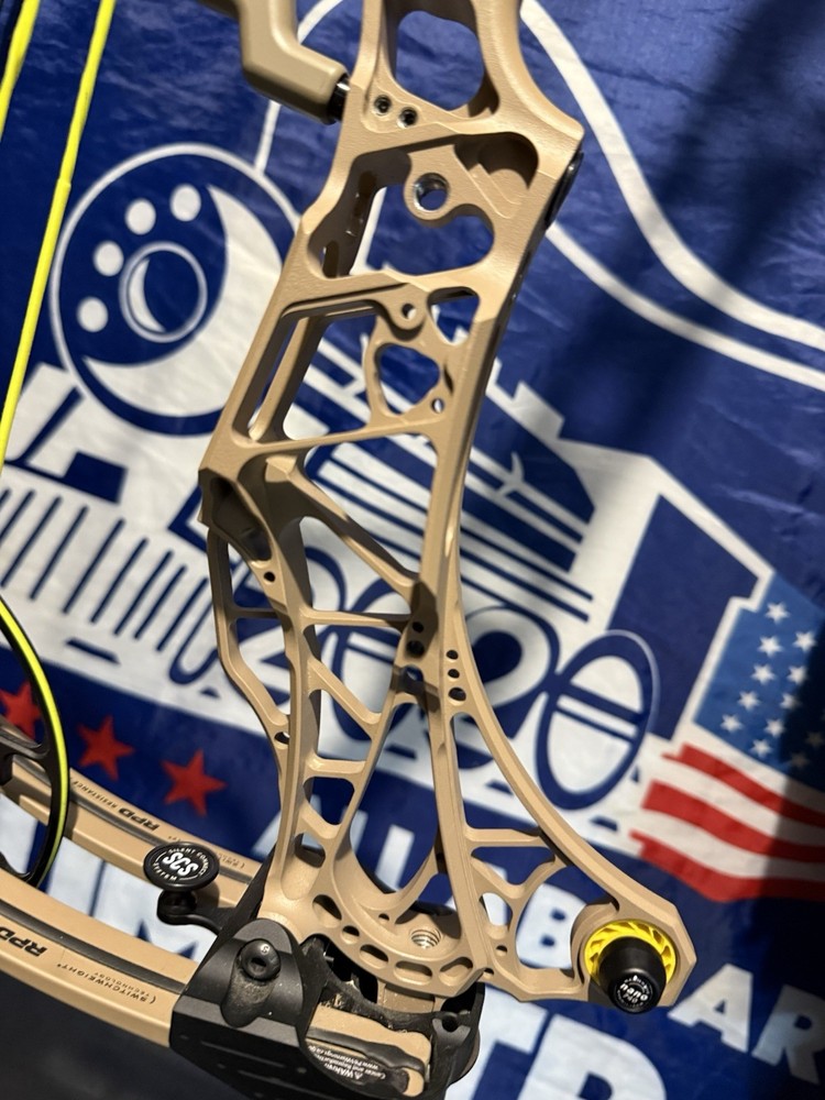 Mathews Lift 29.5