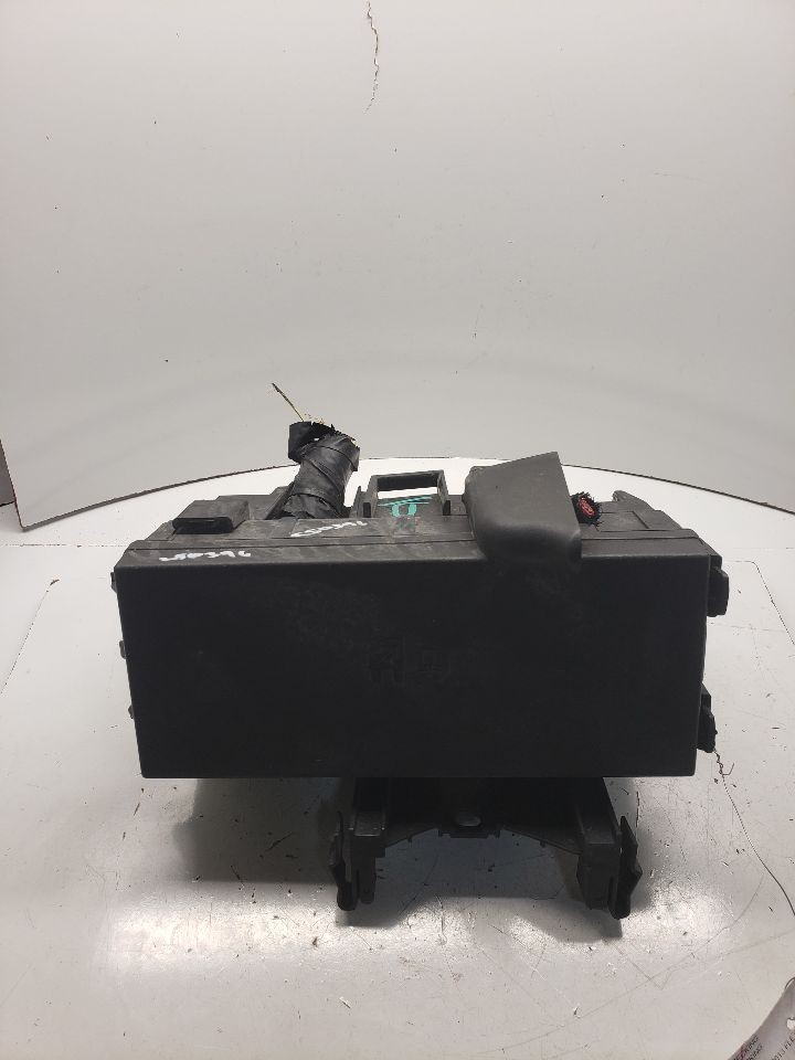 Used Fuse Box Engine fits: 2013 Ford Flex  Grade A