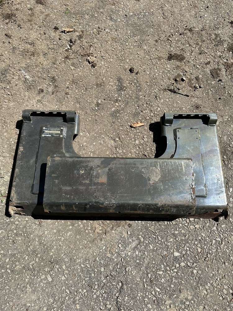 BOBCAT SKID STEER TO FIT MT MACHINE ADAPTER INTERFACE