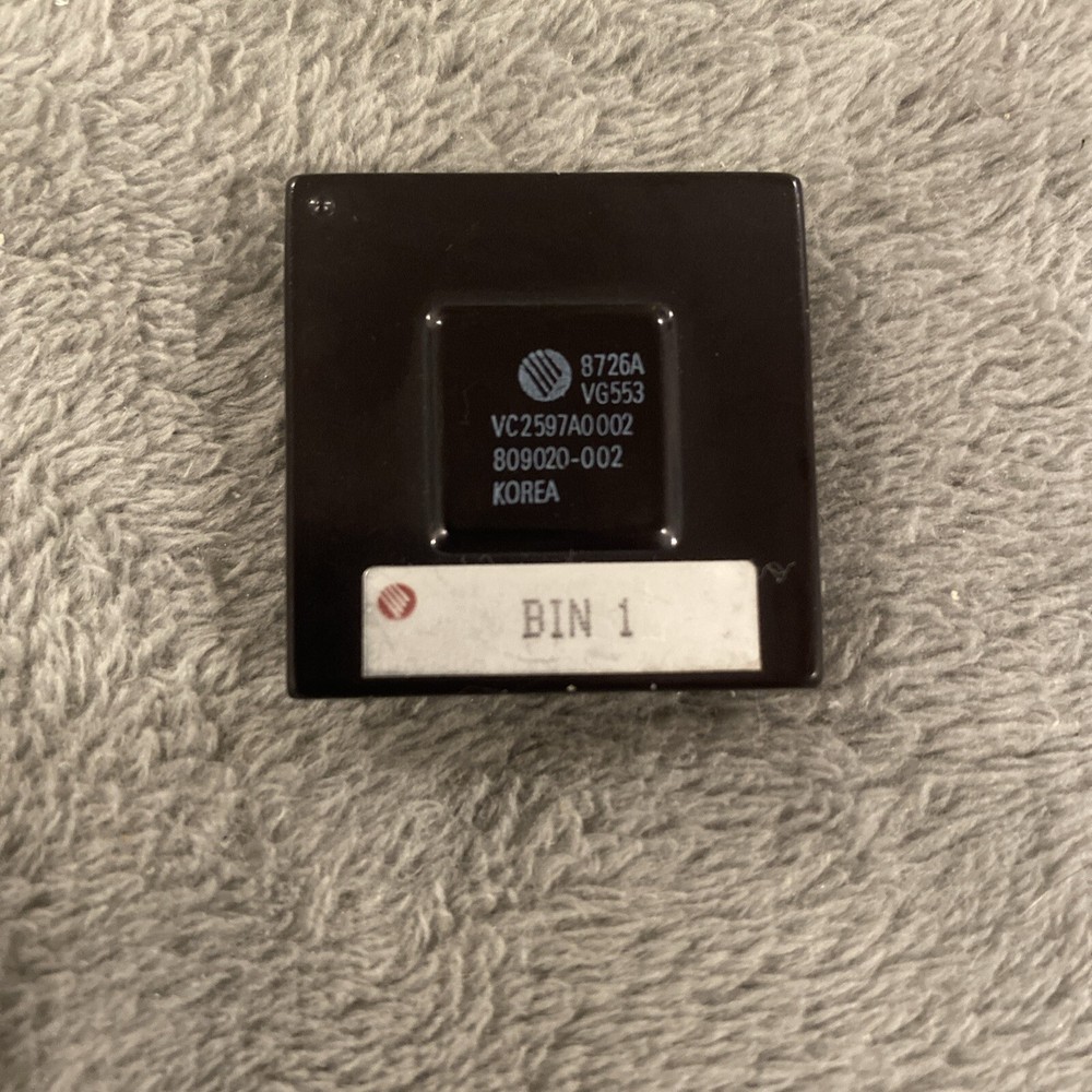 VLSI 9726A, VG553 Green, Gold, Square, Microprocessor, CPU, Vintage