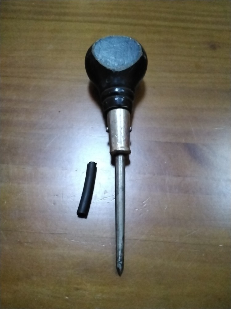 Vintage Ryan Tool 6” Awl Black