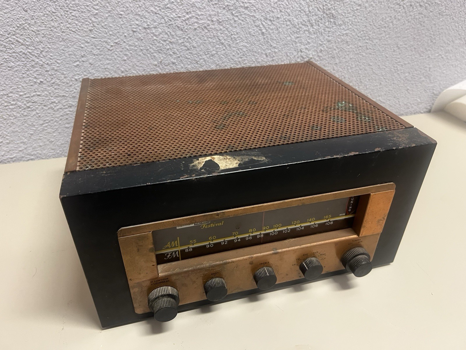 HARMAN KARDON  D-1100 Tube Receiver For Parts Or Repair