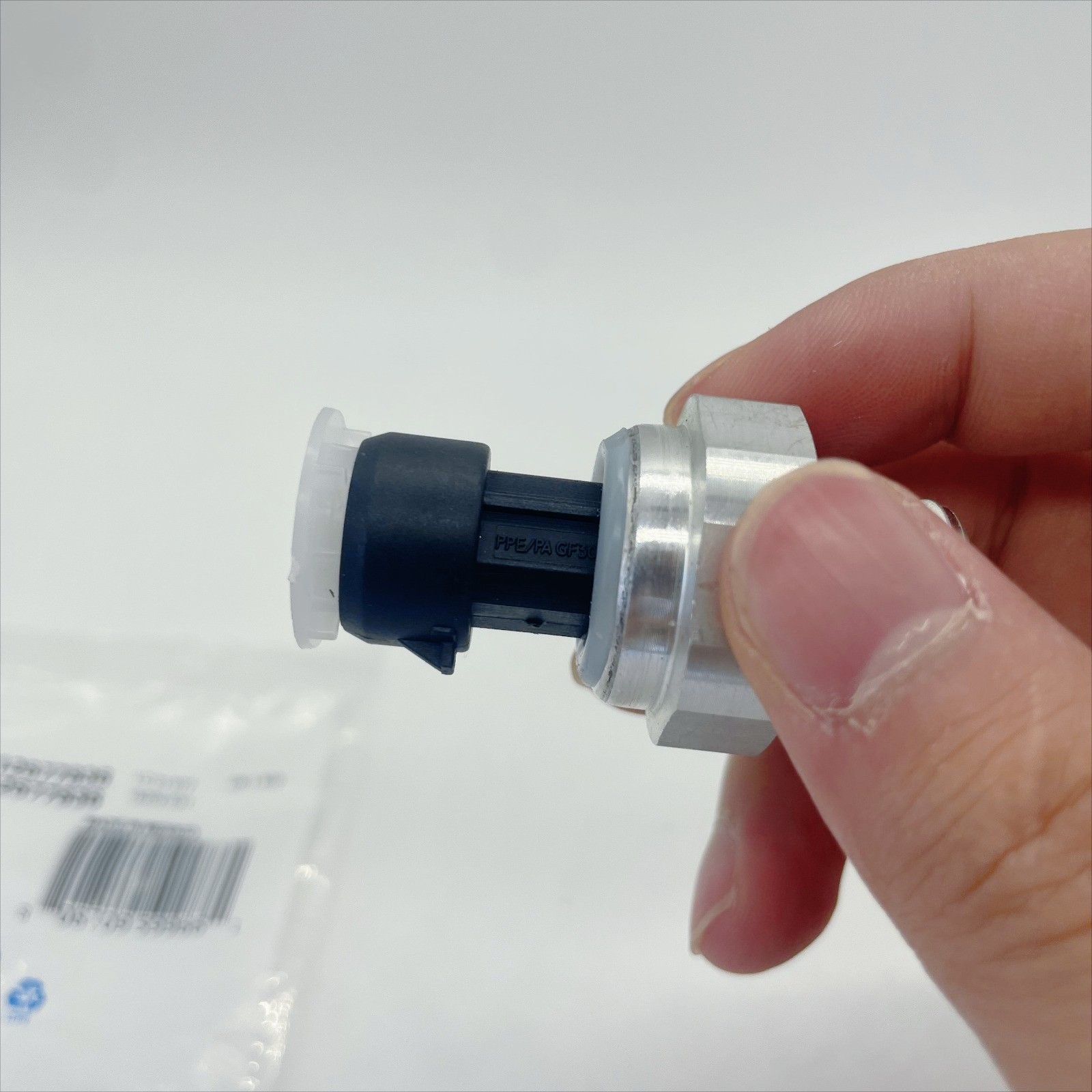 New ACDelco 12677836/12616646 Oil Pressure Sensor Switch For Chevrolet Cadillac