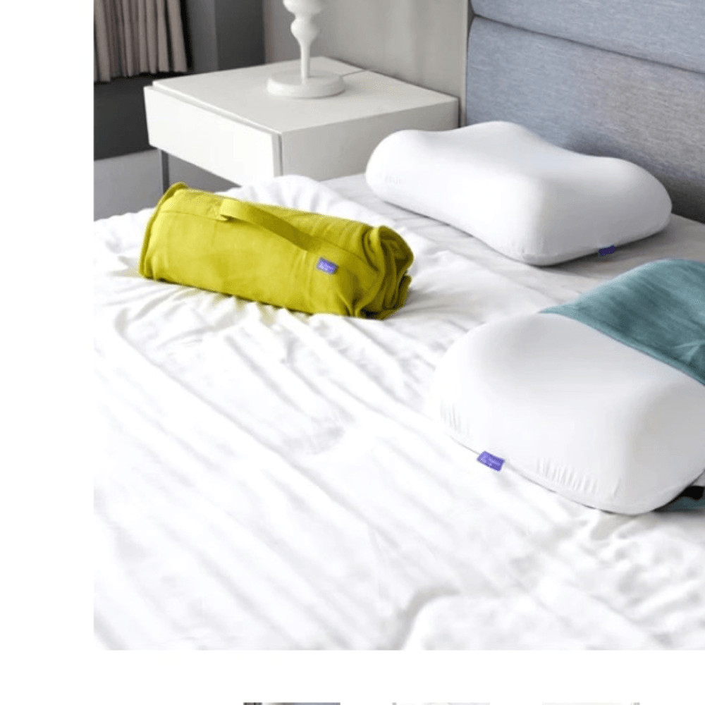 Cushion Lab Travel Deep Sleep Memory Foam Neck pillow, Yellow, NWT, Open box