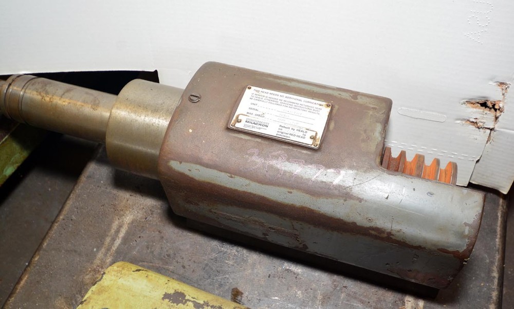 Heald Red Head Spindle (Inv.38777)