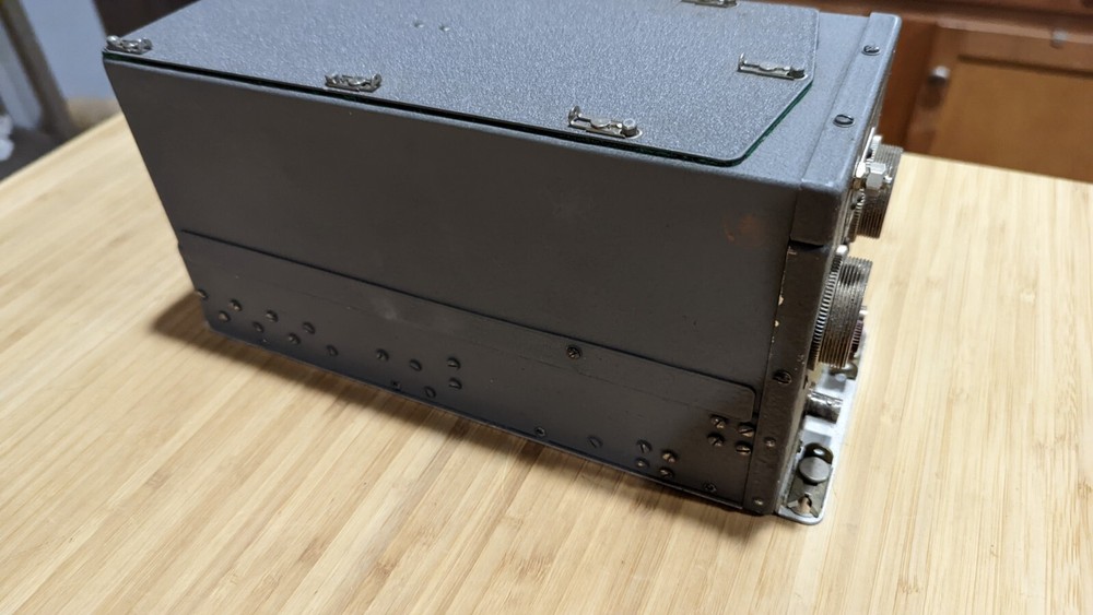 Aircraft Radio Corp Frequency Converter -Transmitter CV-431A/AR 28 Volt untested