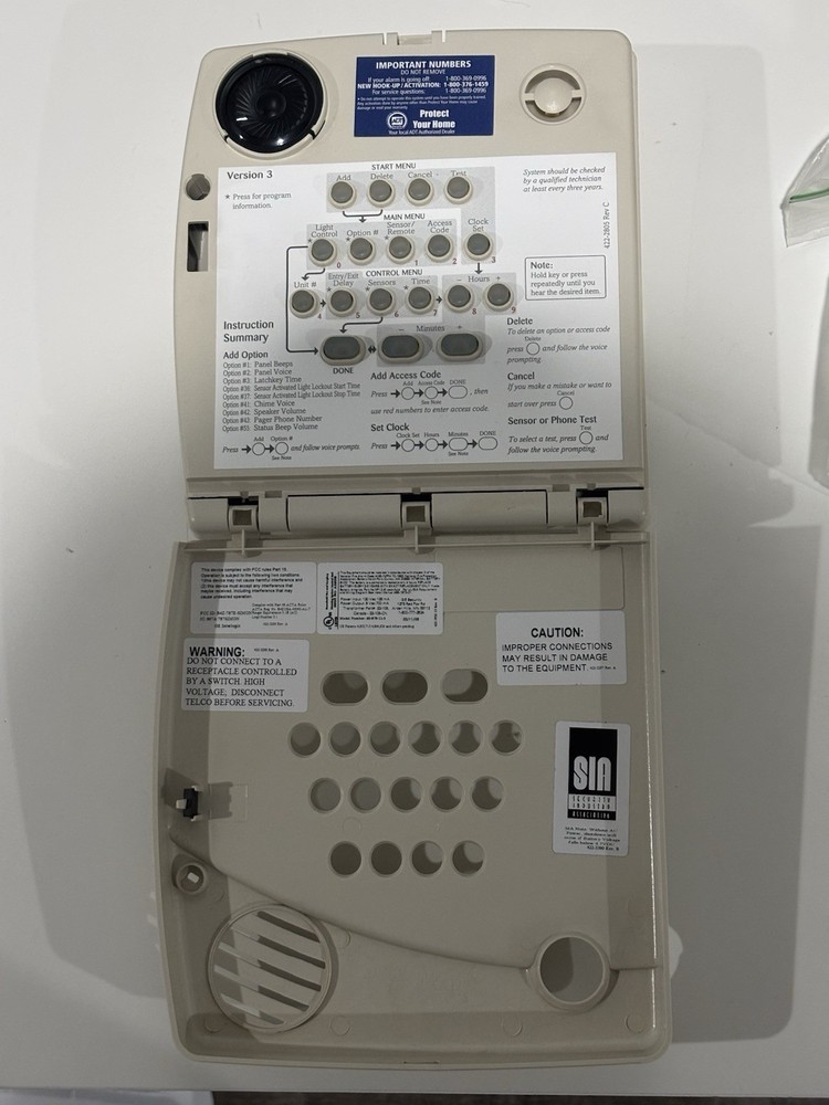 ADT Security 2-way voice 60-875-11-3-ADTP Alarm Panel UNTESTED