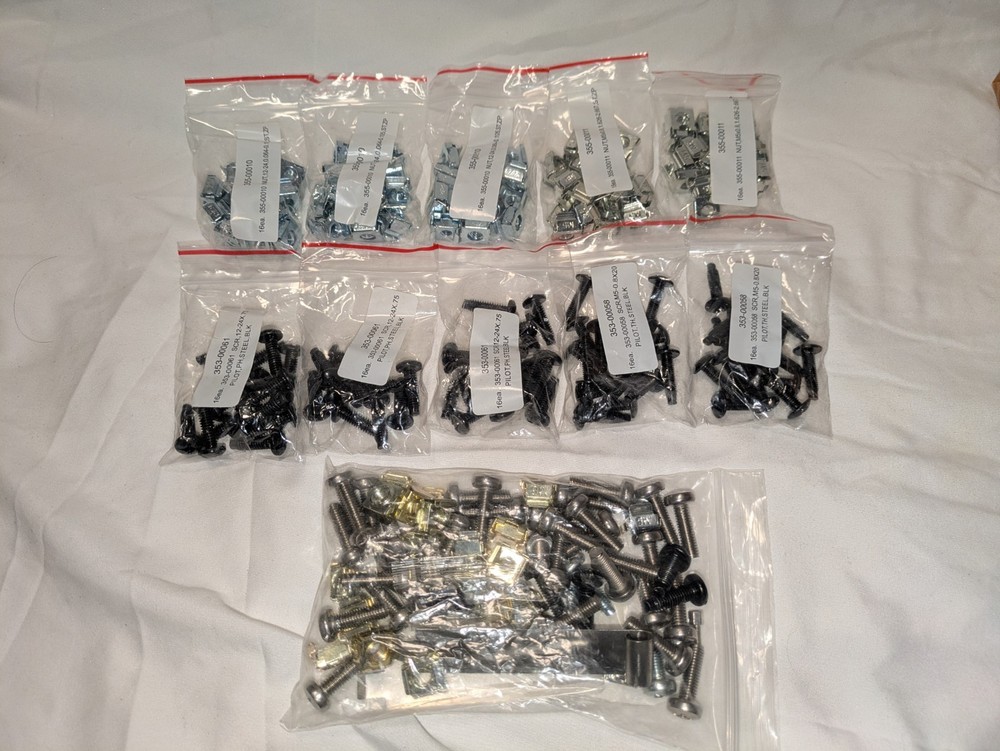 NetApp Rack Mount Hardware Screw & Cage Nut Lot
