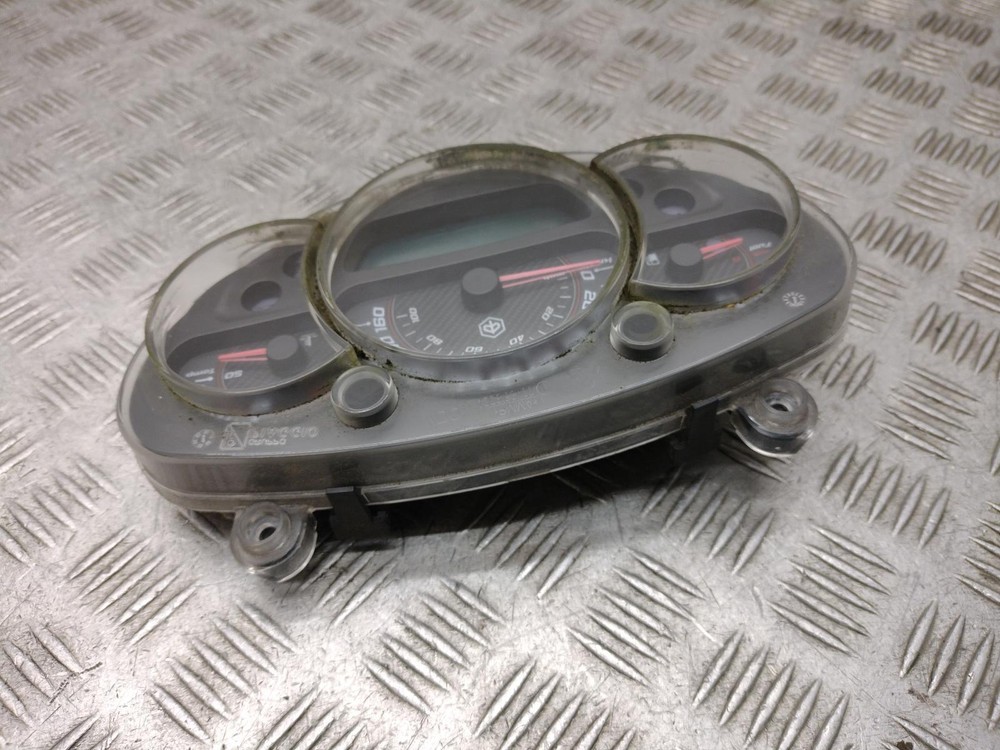 2015 PIAGGIO BEVERLY Speedo Clocks