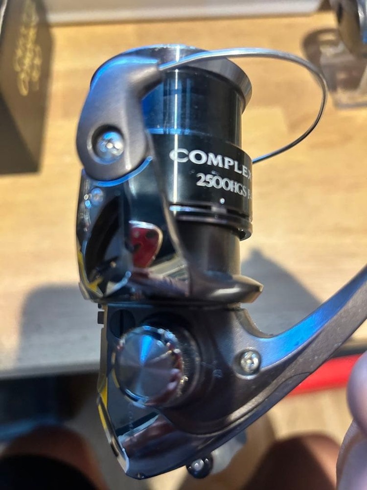 COMPLEX BB 2500HGS F4 Spinning Reel