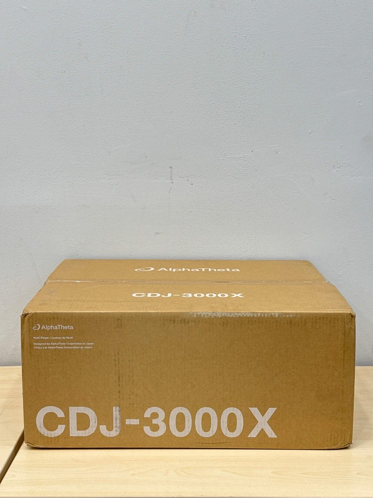 AlphaTheta CDJ-3000X High-Resolution Professional DJ Player (Black)