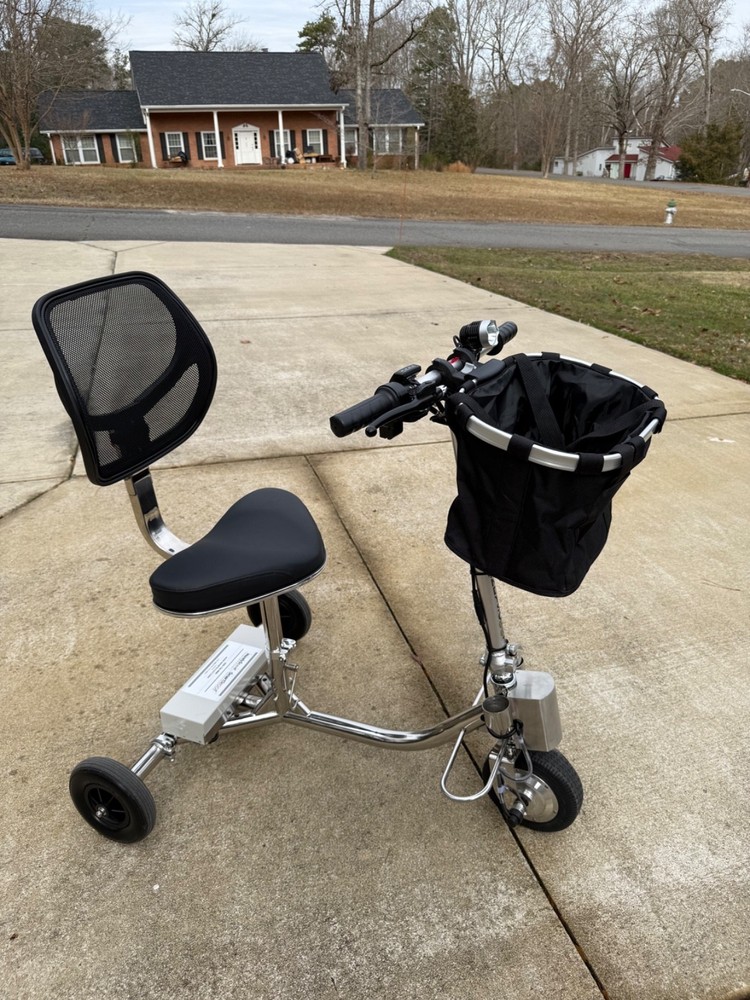 foldable mobility. travel scooter