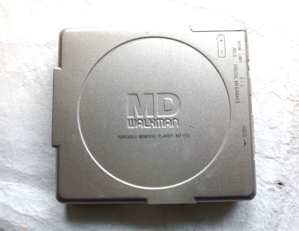 SONY MD Walkman Portable MINI DISC Player MZ-E55 Operation Confirmed