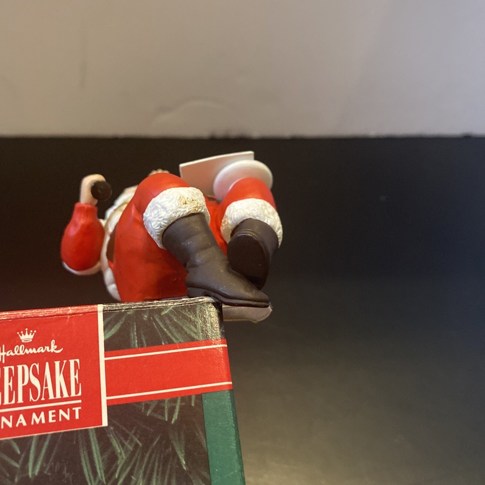 1992 Hallmark Keepsake Please Pause Here Coca-Cola Santa Ornament w/ Box