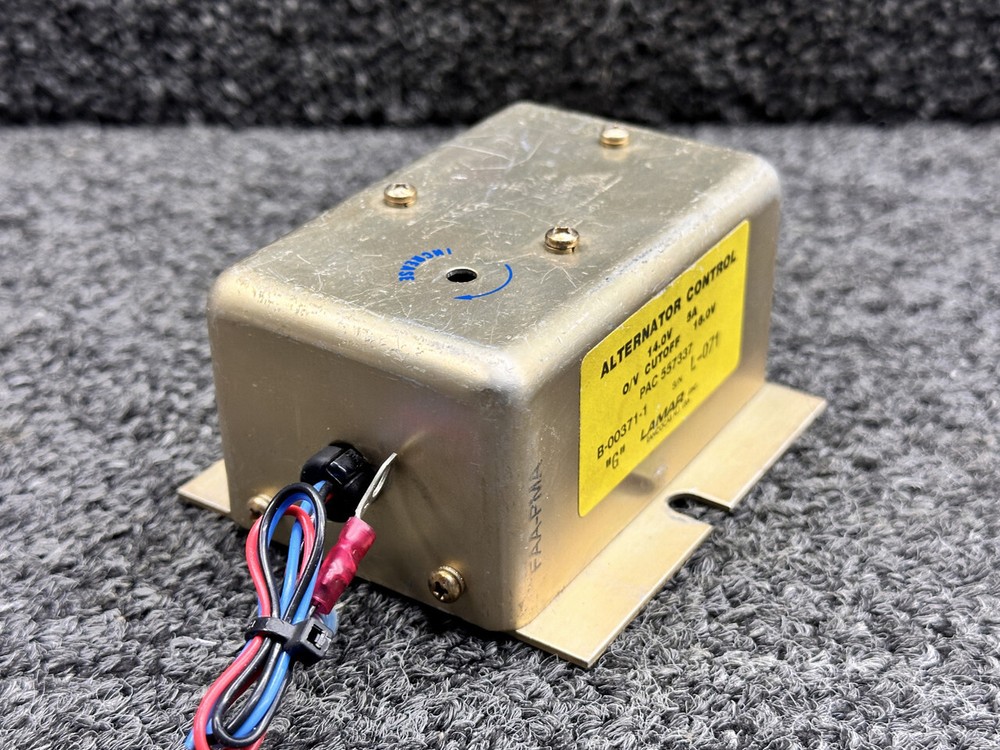 B-00371-1 Lamar Alternator Controller (14V, 5A)