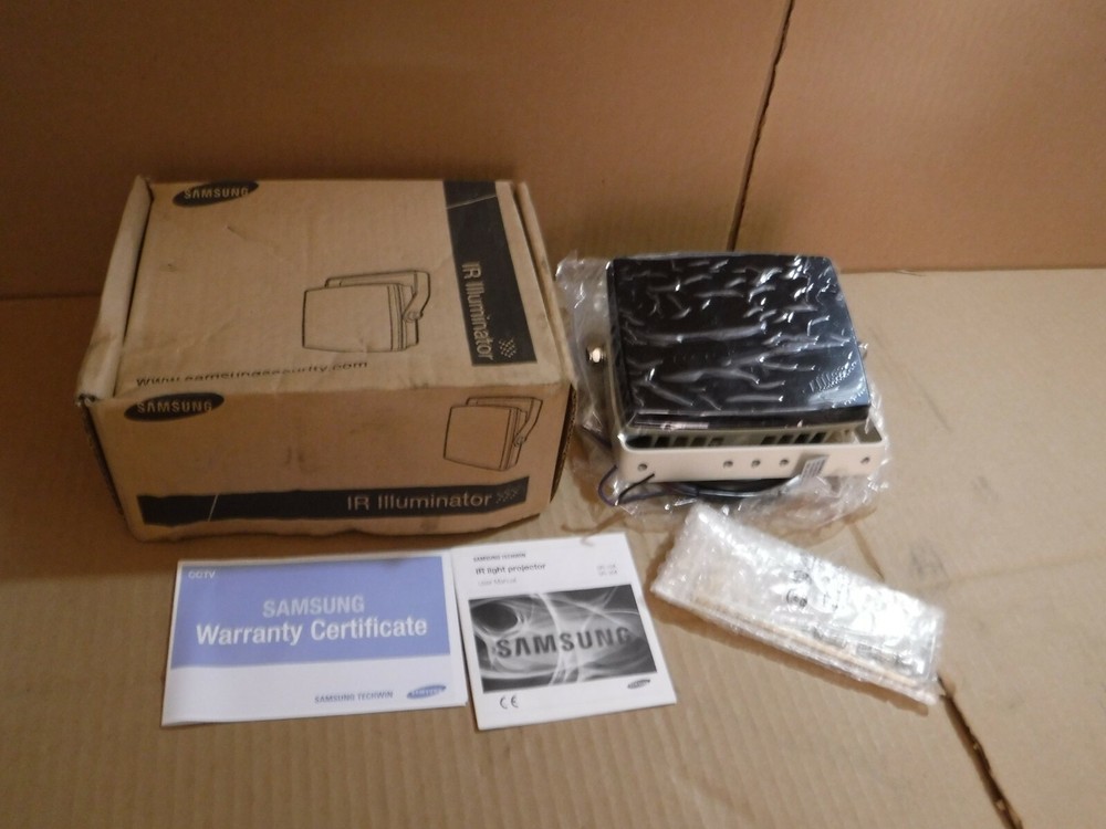 NEW SAMSUNG IR ILLUMINATOR MODEL SPI-30A/EX