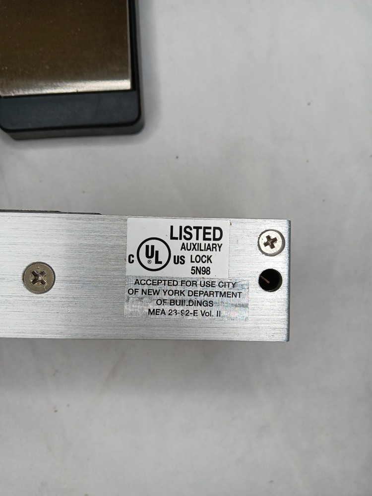 DynaLock 2011-US28 Surface Mount Electromagnetic Lock 12/24V