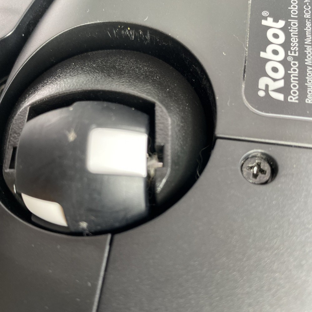 Roomba Vac 2 Essential Robot + AutoEmpty Q052020