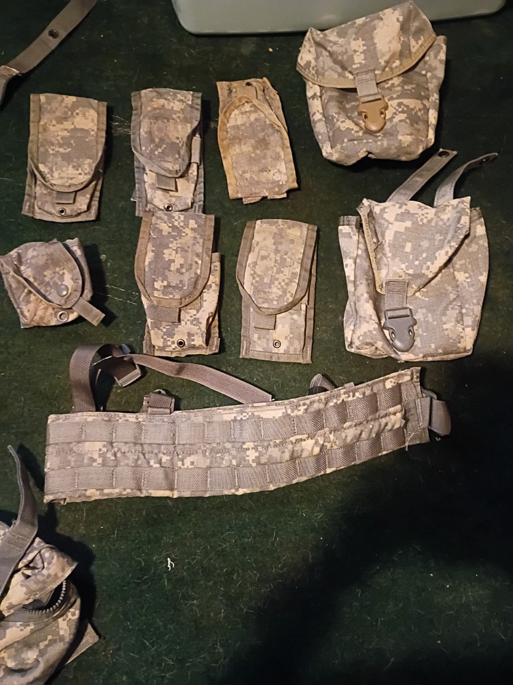 MOLLE II Assault Pack with many extras